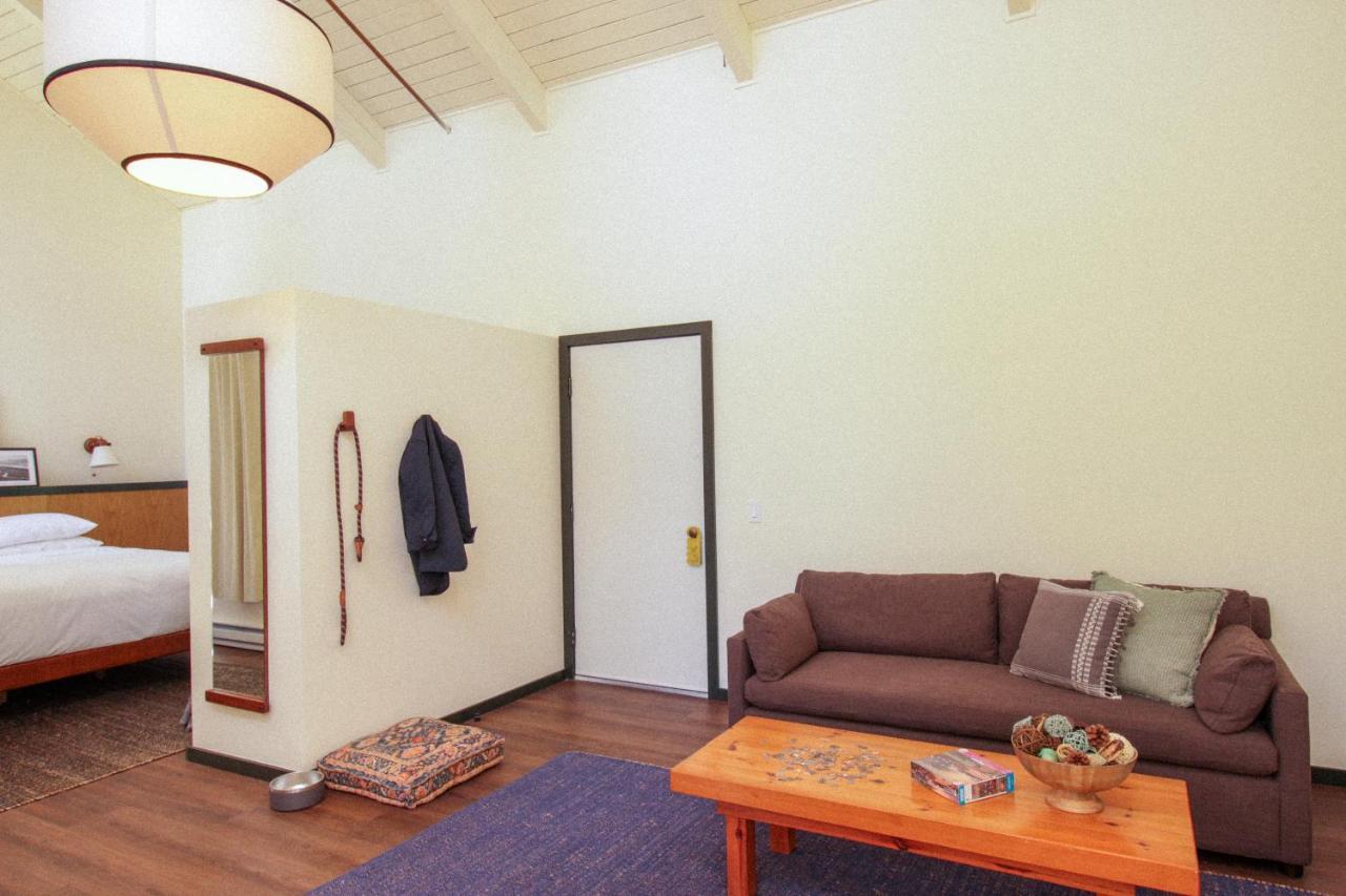 Lodge At Marconi Marshall Exterior foto